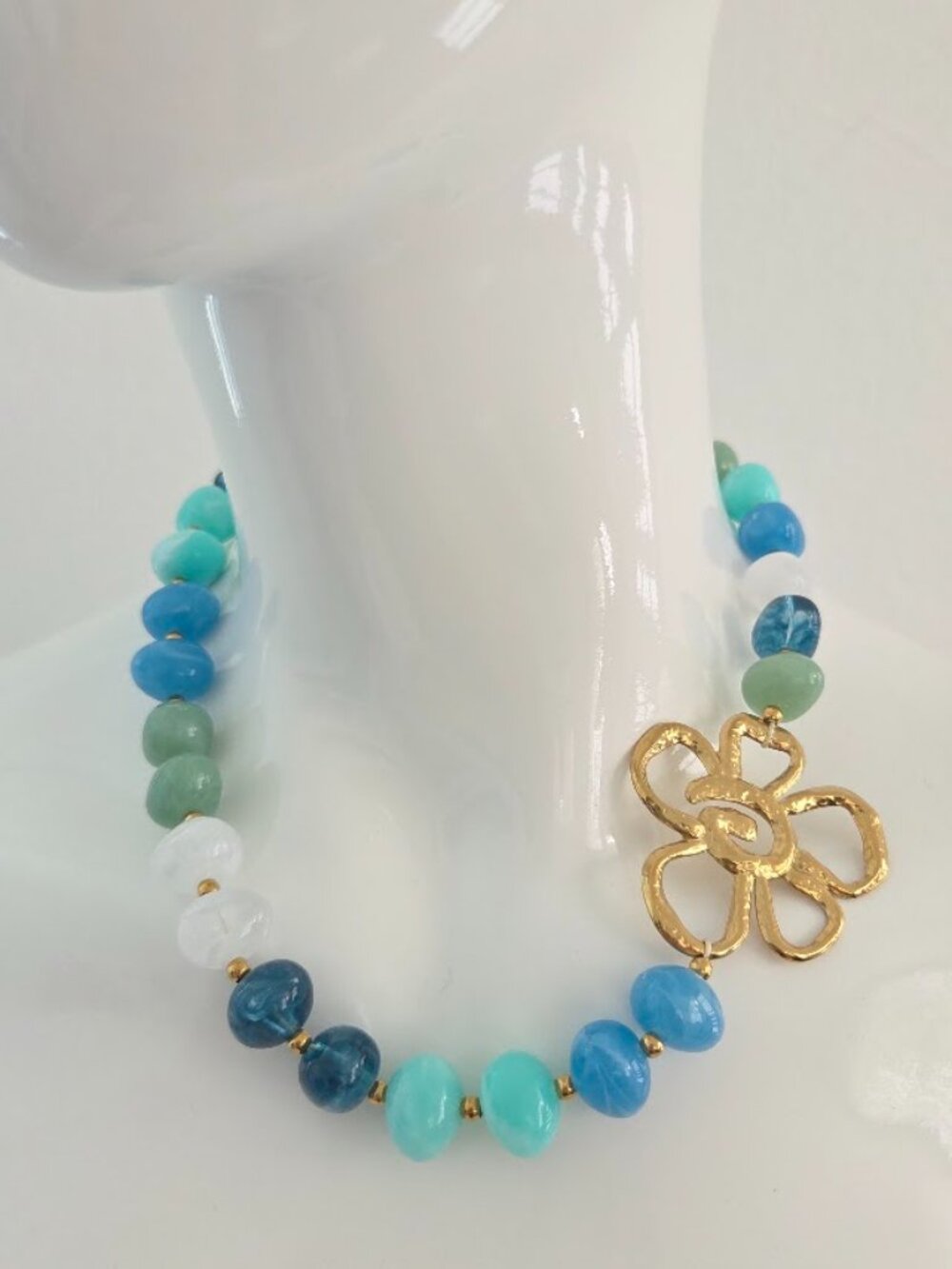 Multicolor Beaded Gold Flower Statement Necklace - Picture 12 of 15